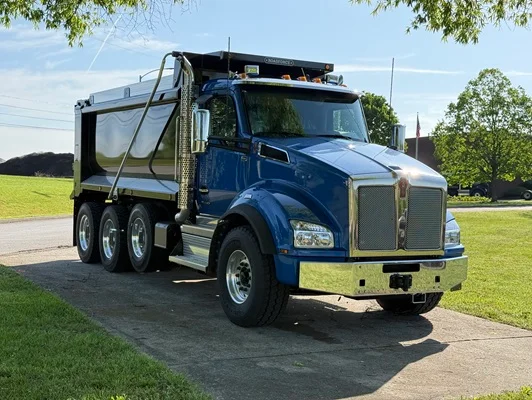 2027 Kenworth T880 in Nashville, TN — photo 2