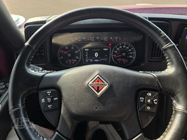 2024 International HX in MN — photo 41
