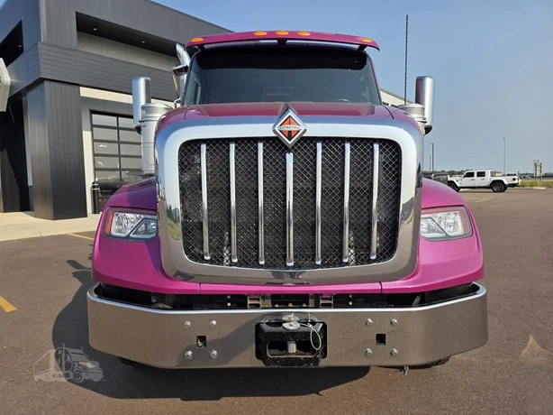 2024 International HX in MN — photo 8
