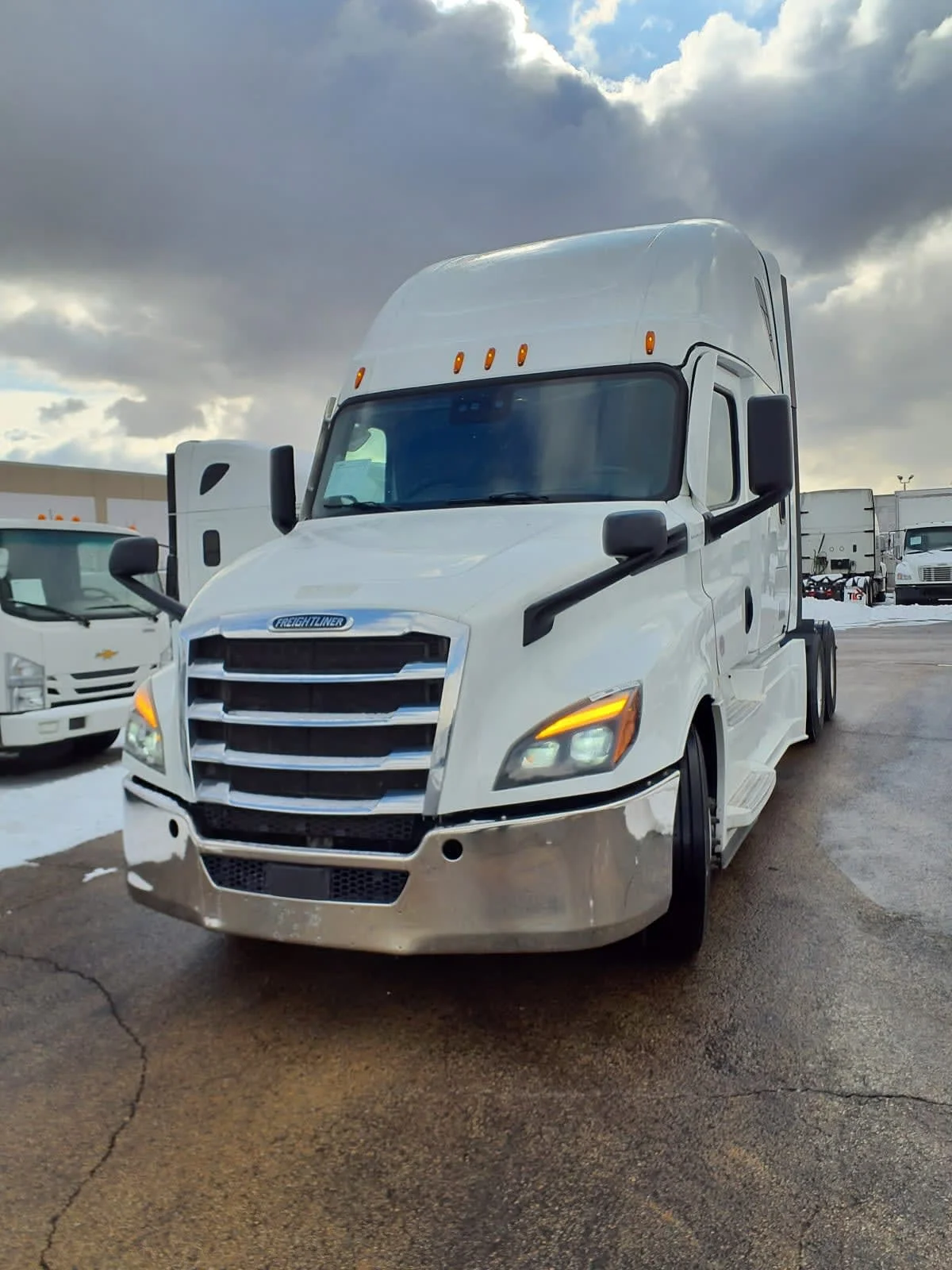2022 Freightliner Cascadia in Bolingbrook, IL