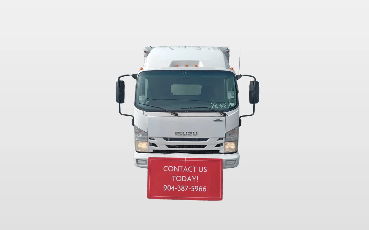 2014 Isuzu NQR - image 1