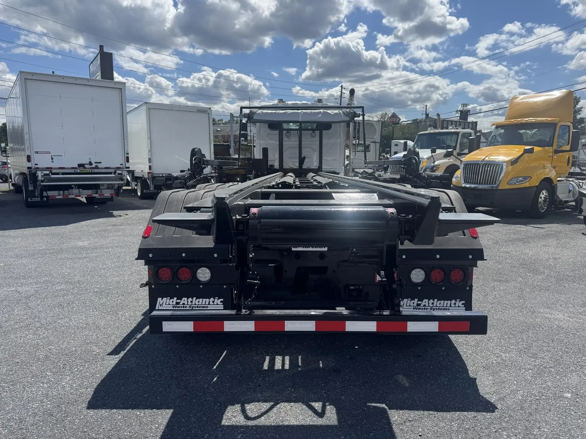 2026 International HX - image 4