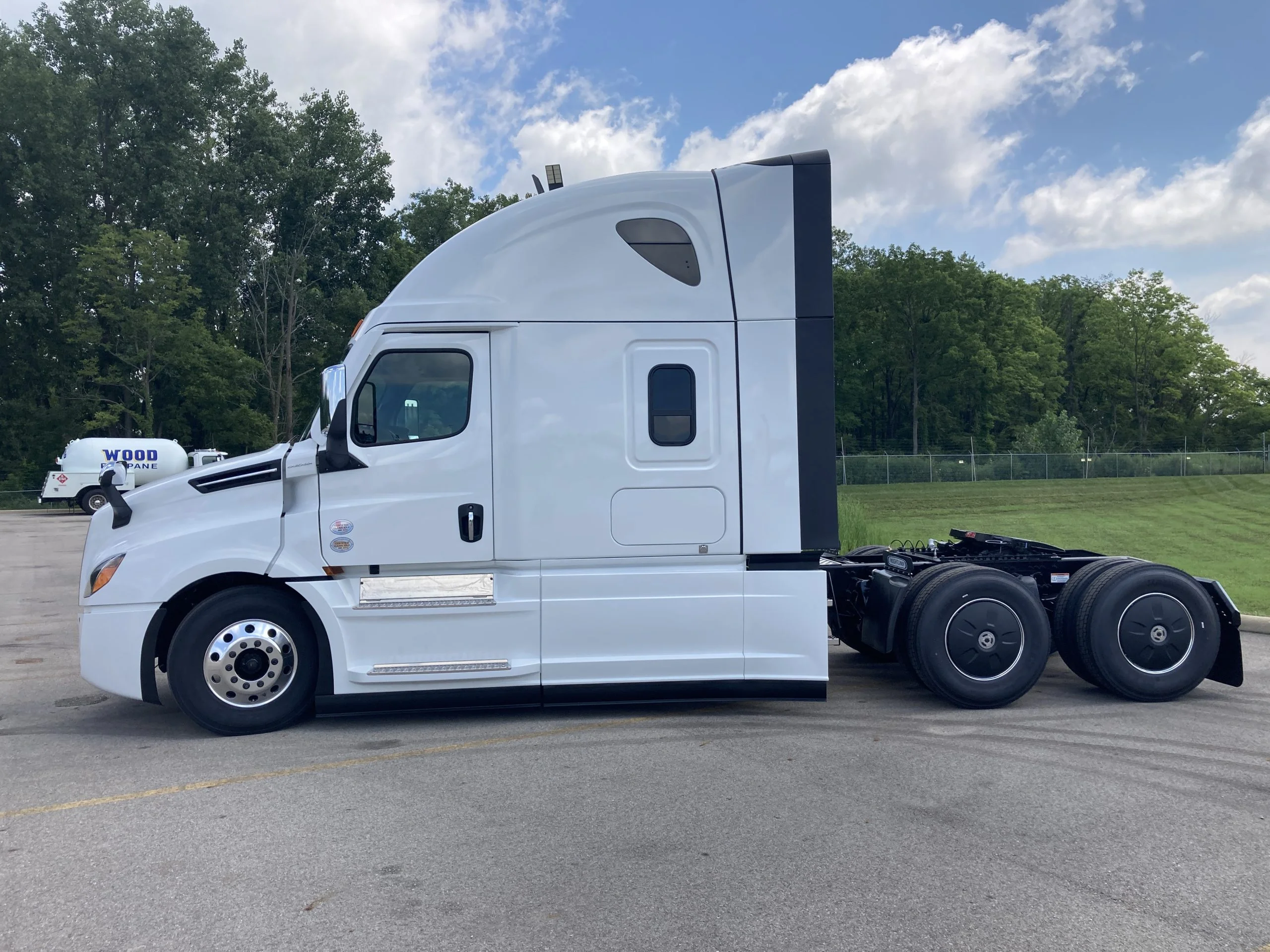 2026 Freightliner Cascadia in Dayton, OH — photo 4