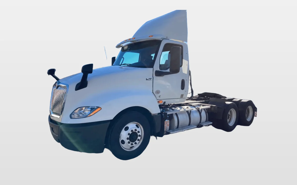 2019 International - image 1