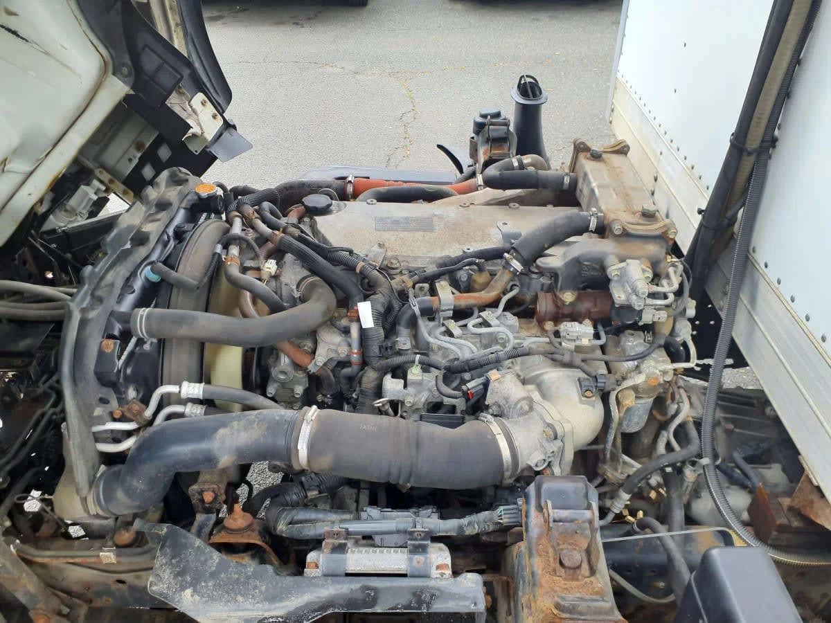 2019 Isuzu NRR - image 10