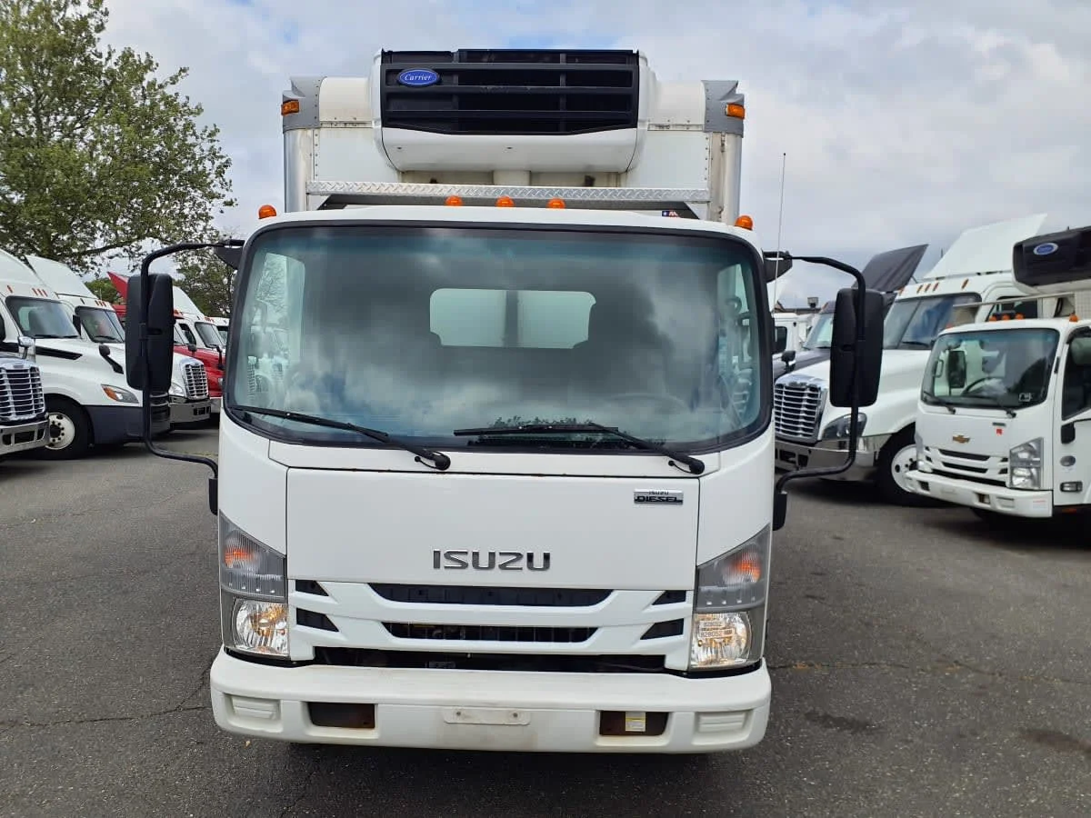 2019 Isuzu NRR - image 2