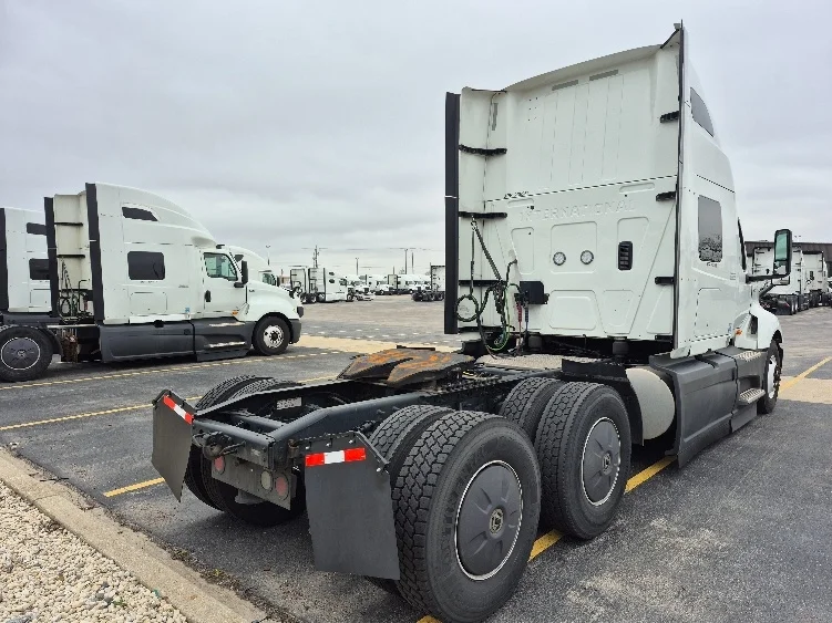 2023 International LT in La Porte, IN — photo 7