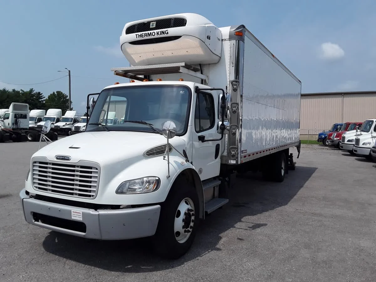 2021 Freightliner M2 106