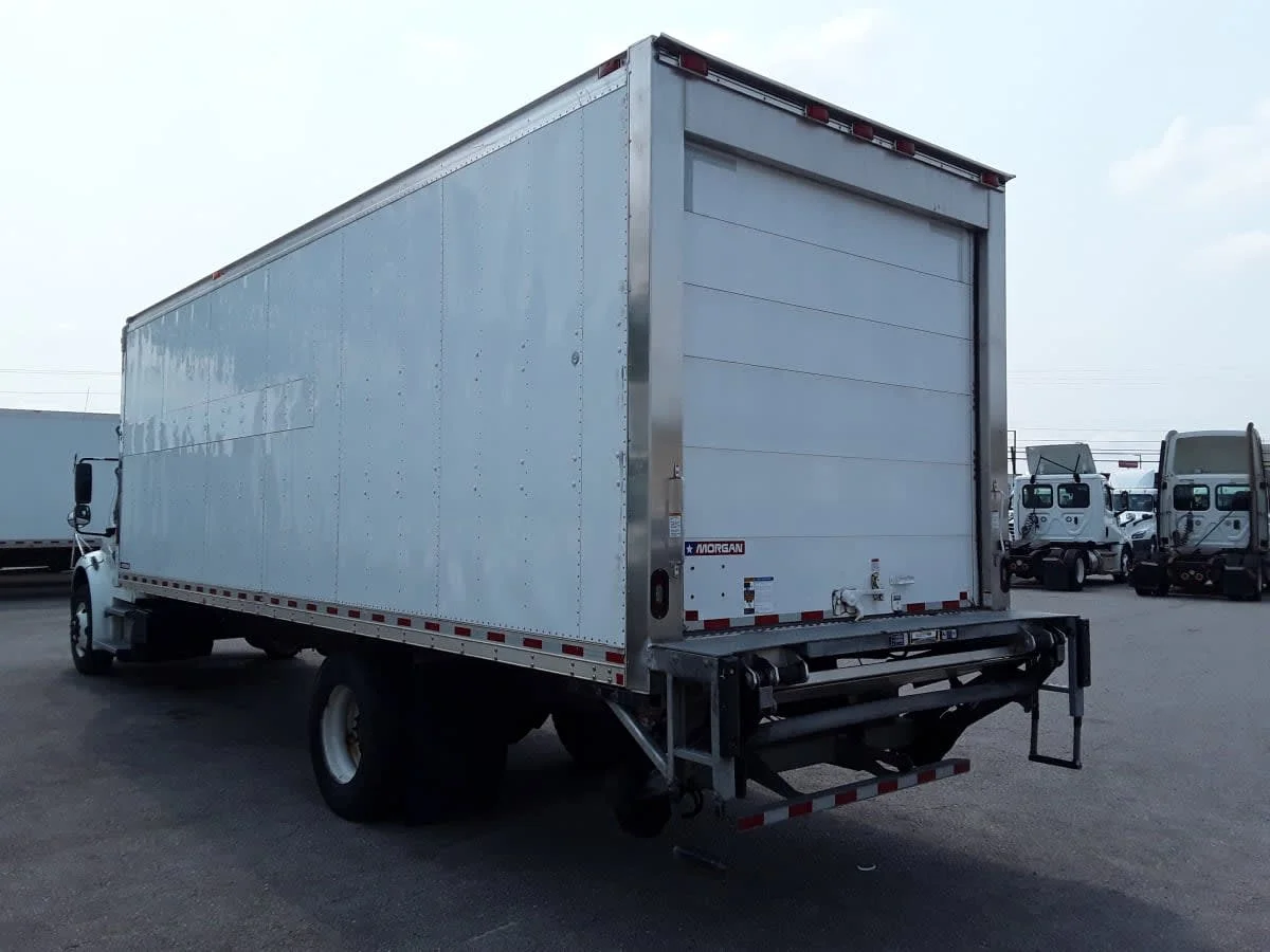 2021 Freightliner M2 106 in La Vergne, TN — photo 6