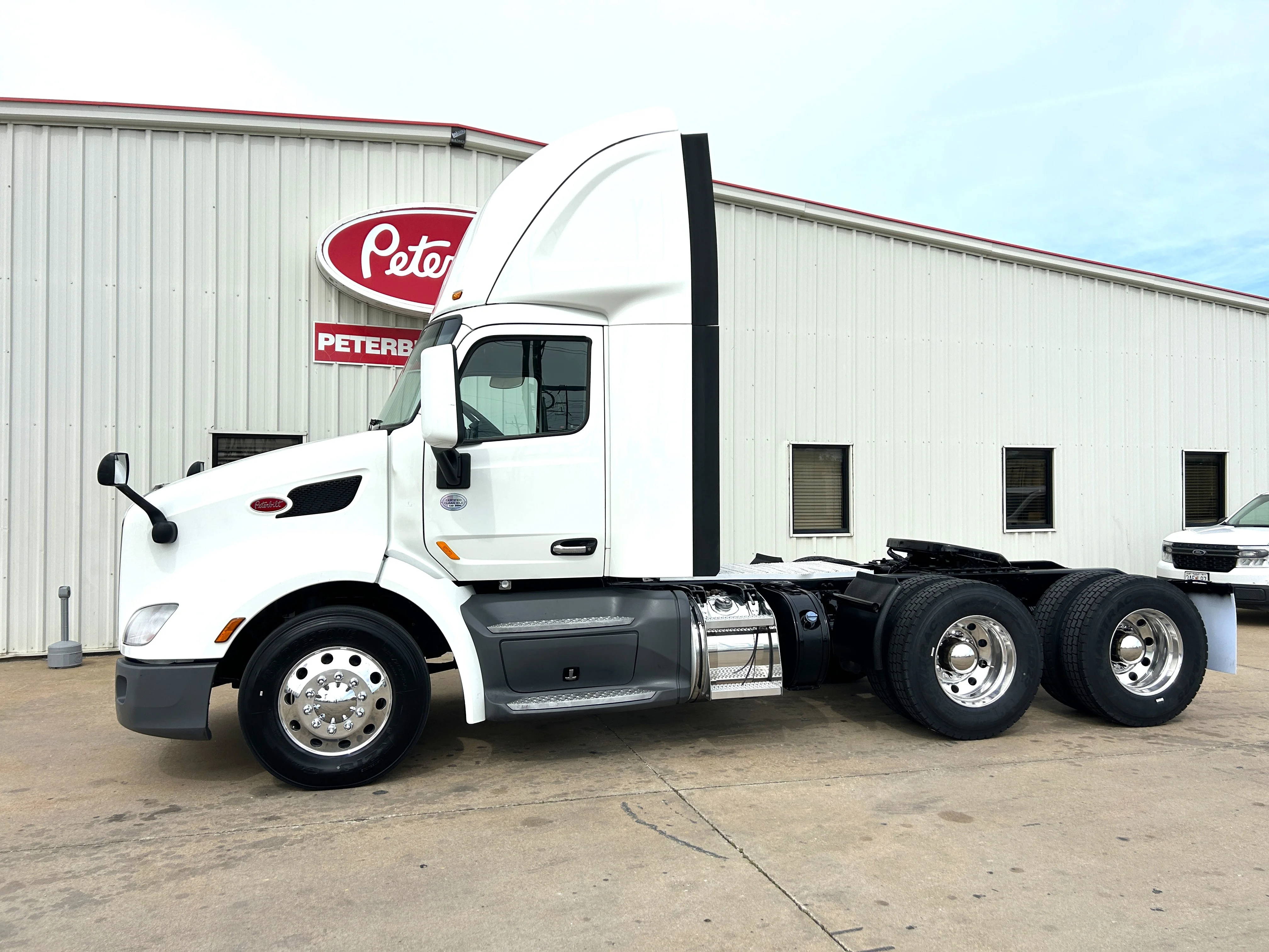 2021 Peterbilt 579 in Joplin, MO — photo 4