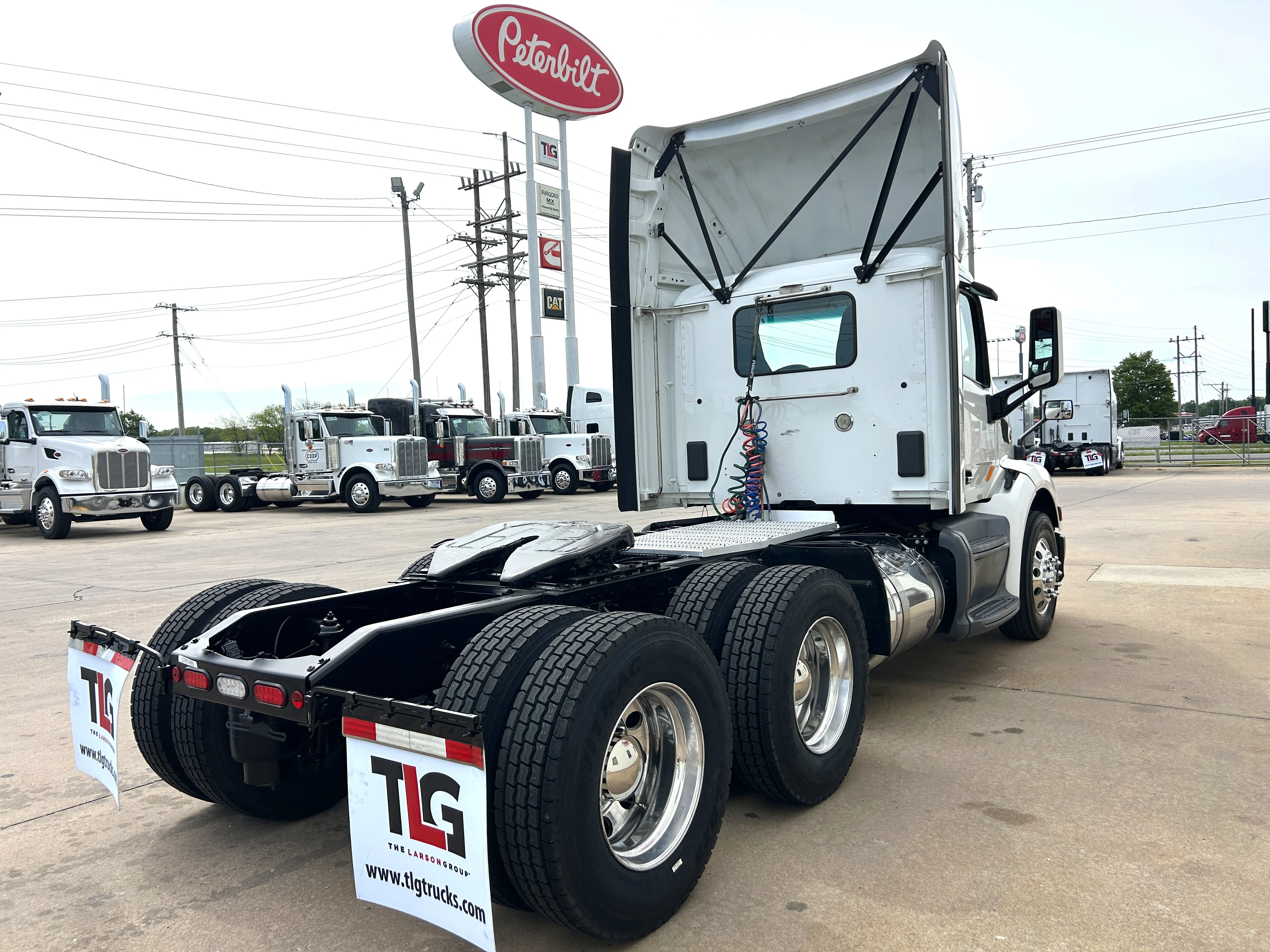 2021 Peterbilt 579 in Joplin, MO — photo 7