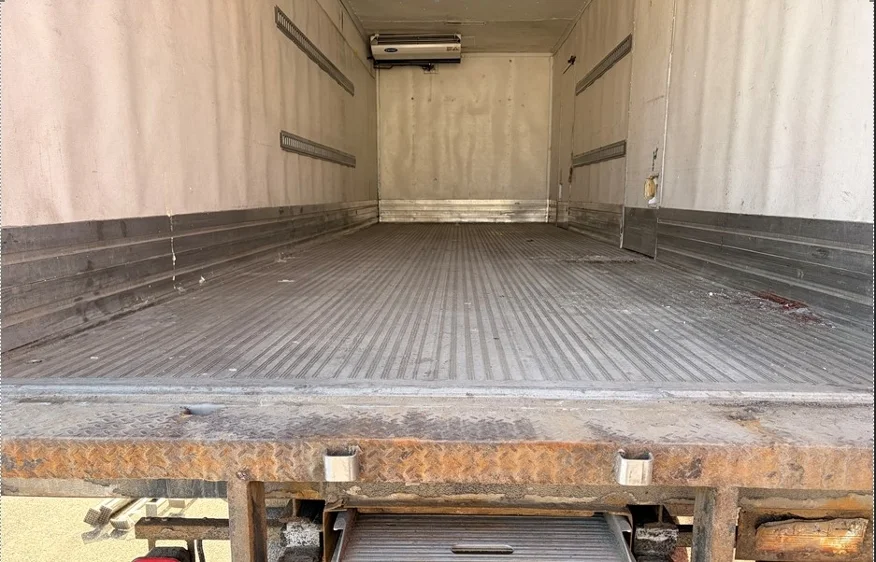 2020 Freightliner M2 106 - image 9