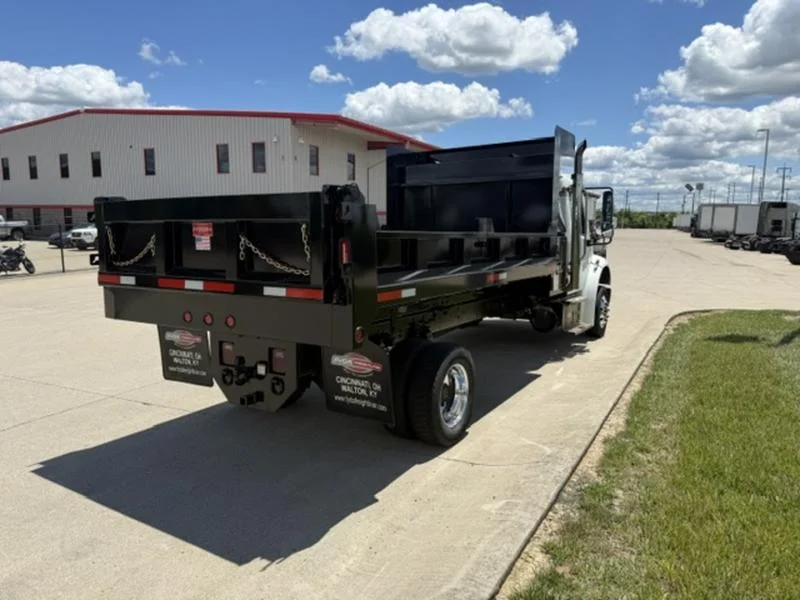 2020 Freightliner M2 106 in Walton, KY — photo 4