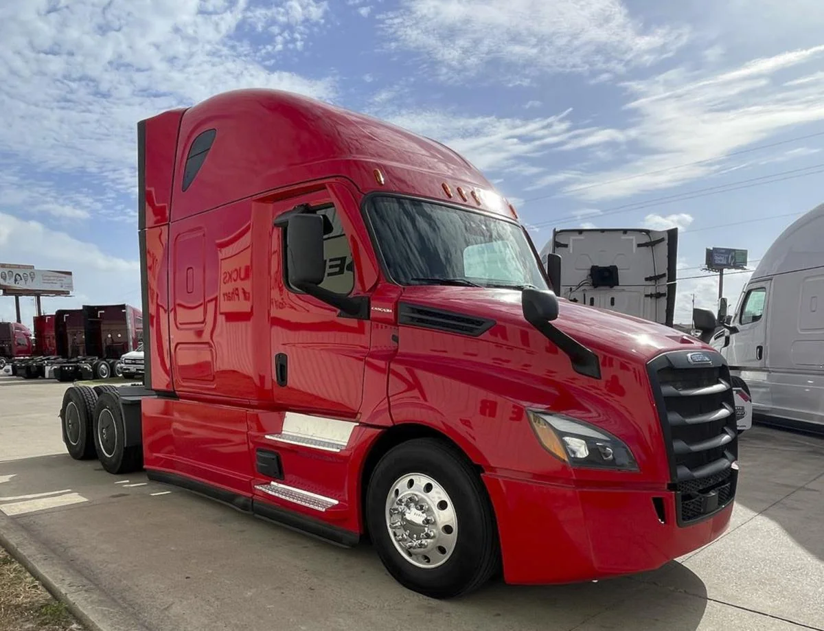 2023 Freightliner Cascadia