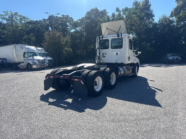 2019 Freightliner in Pensacola, FL — photo 7