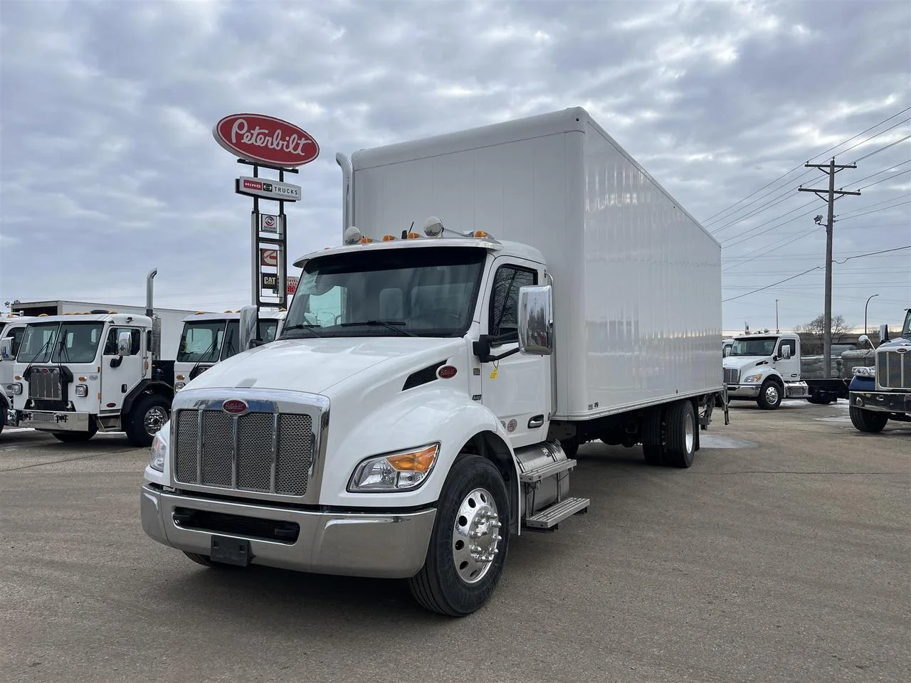 2026 Peterbilt 536 - image 12