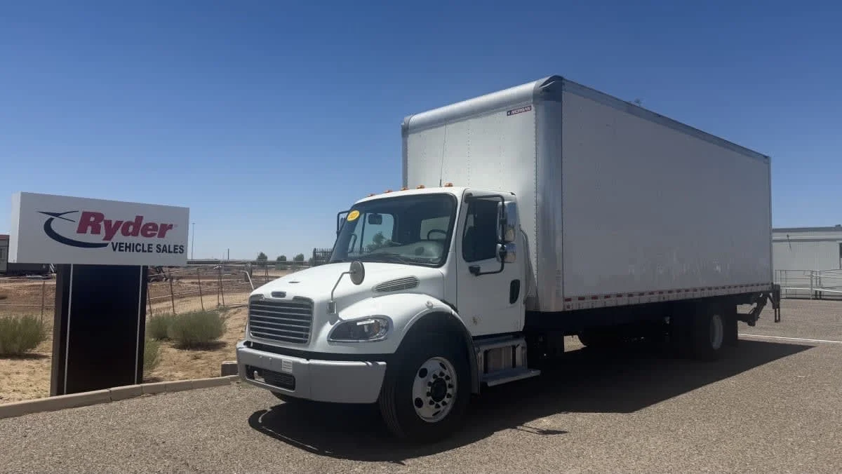 2023 Freightliner M2 106