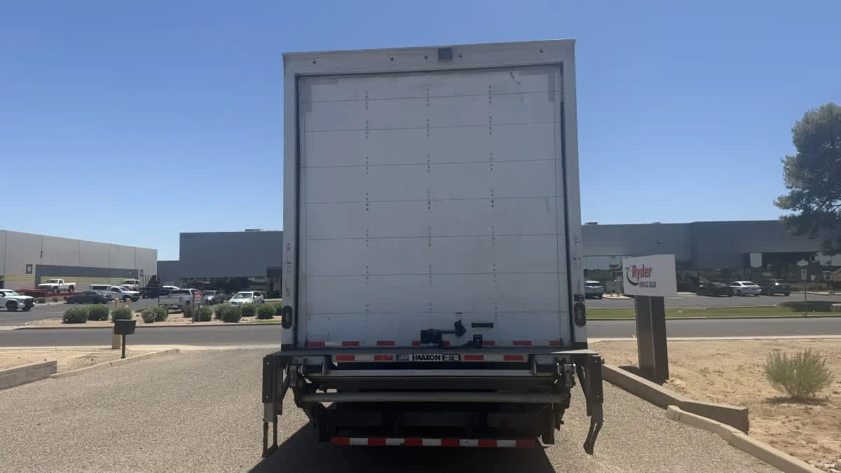 2023 Freightliner M2 106 in Phoenix, AZ — photo 5