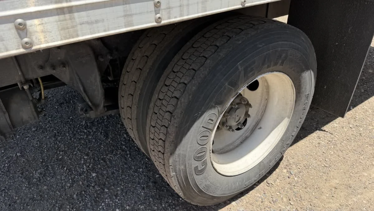 2023 Freightliner M2 106 in Phoenix, AZ — photo 13