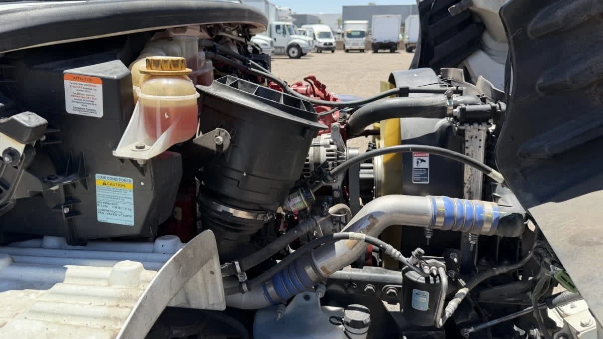 2023 Freightliner M2 106 in Phoenix, AZ — photo 12