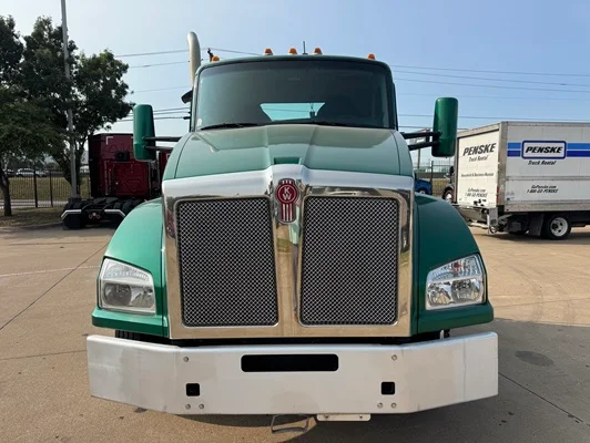 2022 Kenworth T880 in Dallas, TX — photo 11