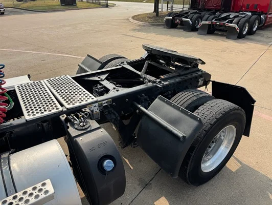 2022 Kenworth T880 in Dallas, TX — photo 19