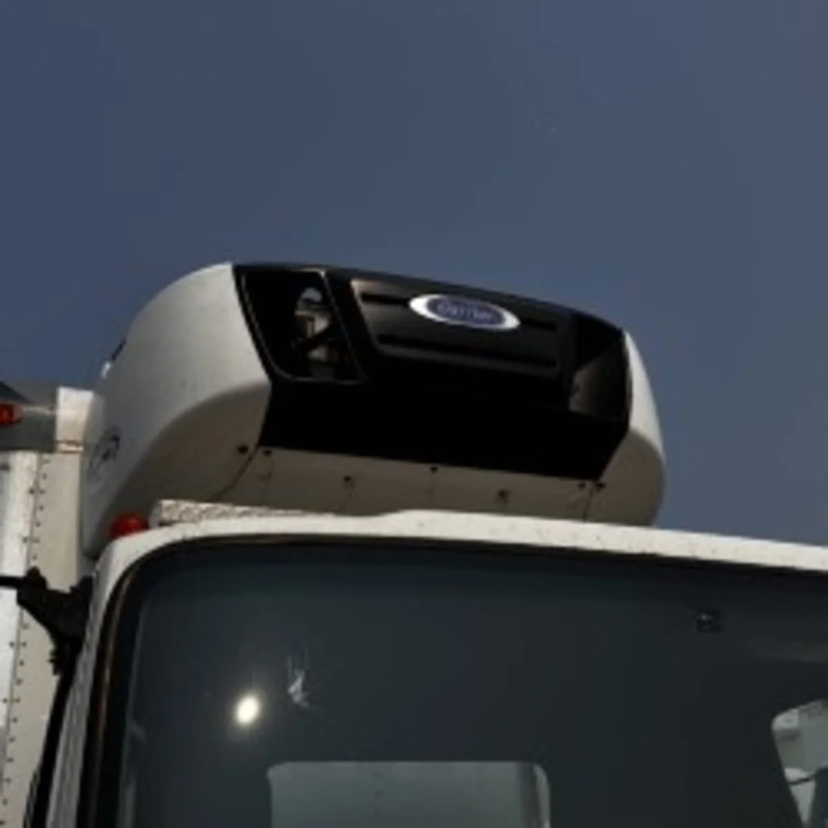 2018 Isuzu NPR - image 7