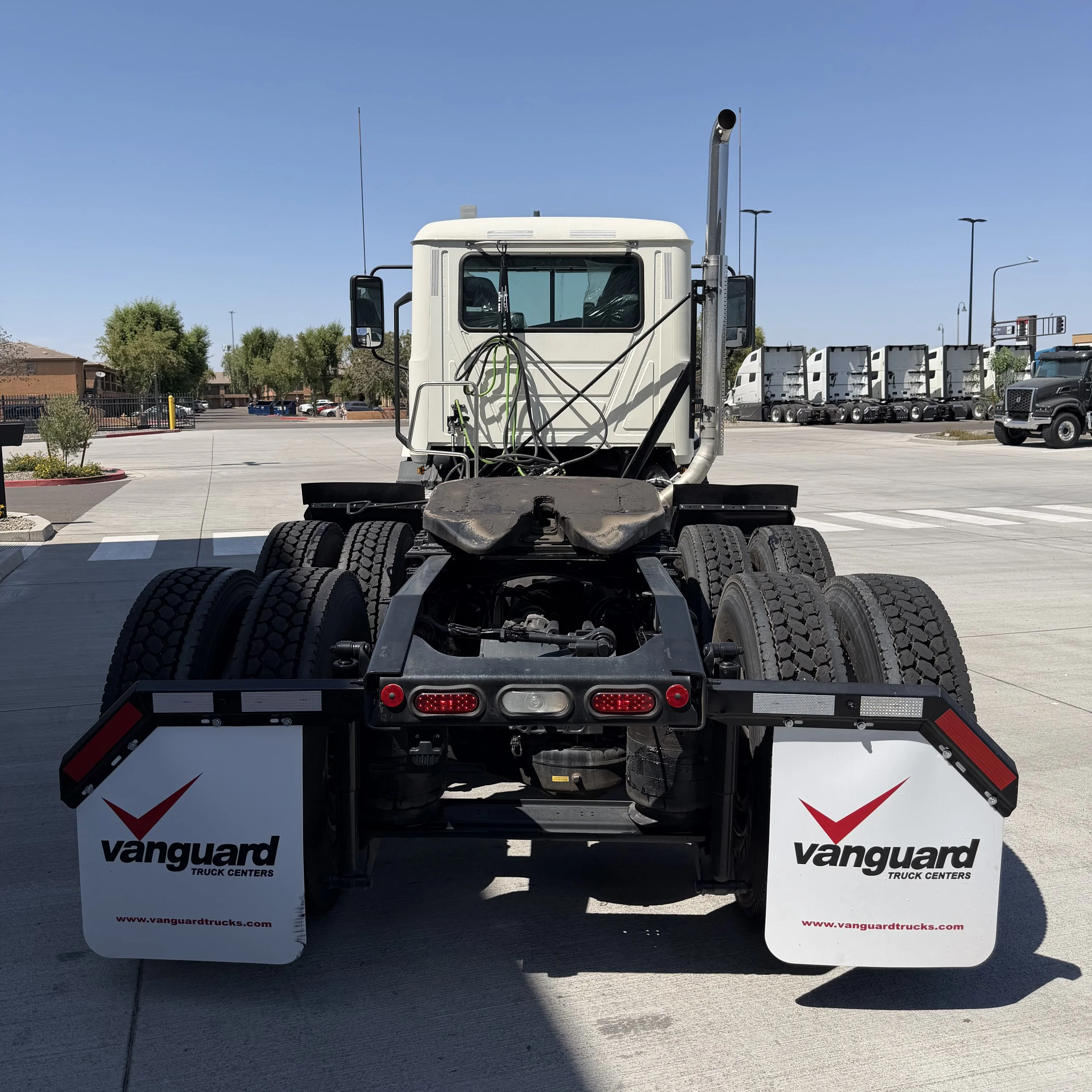 2026 Mack Anthem in Tolleson, AZ — photo 4