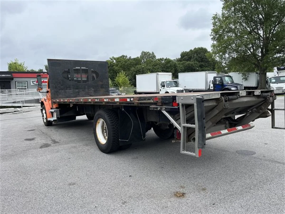 2019 Freightliner M2 106 - image 6