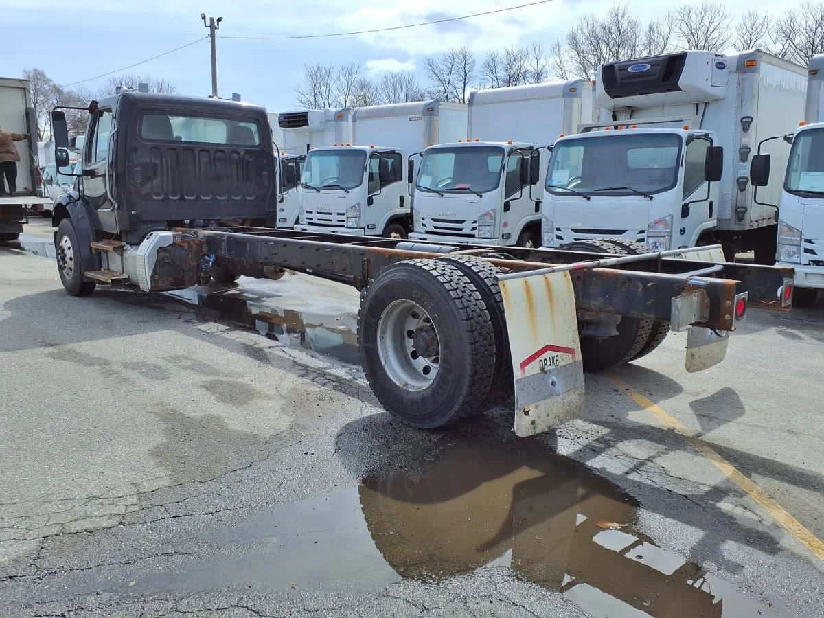 2019 Freightliner M2 106 in Salisbury, MA — photo 6