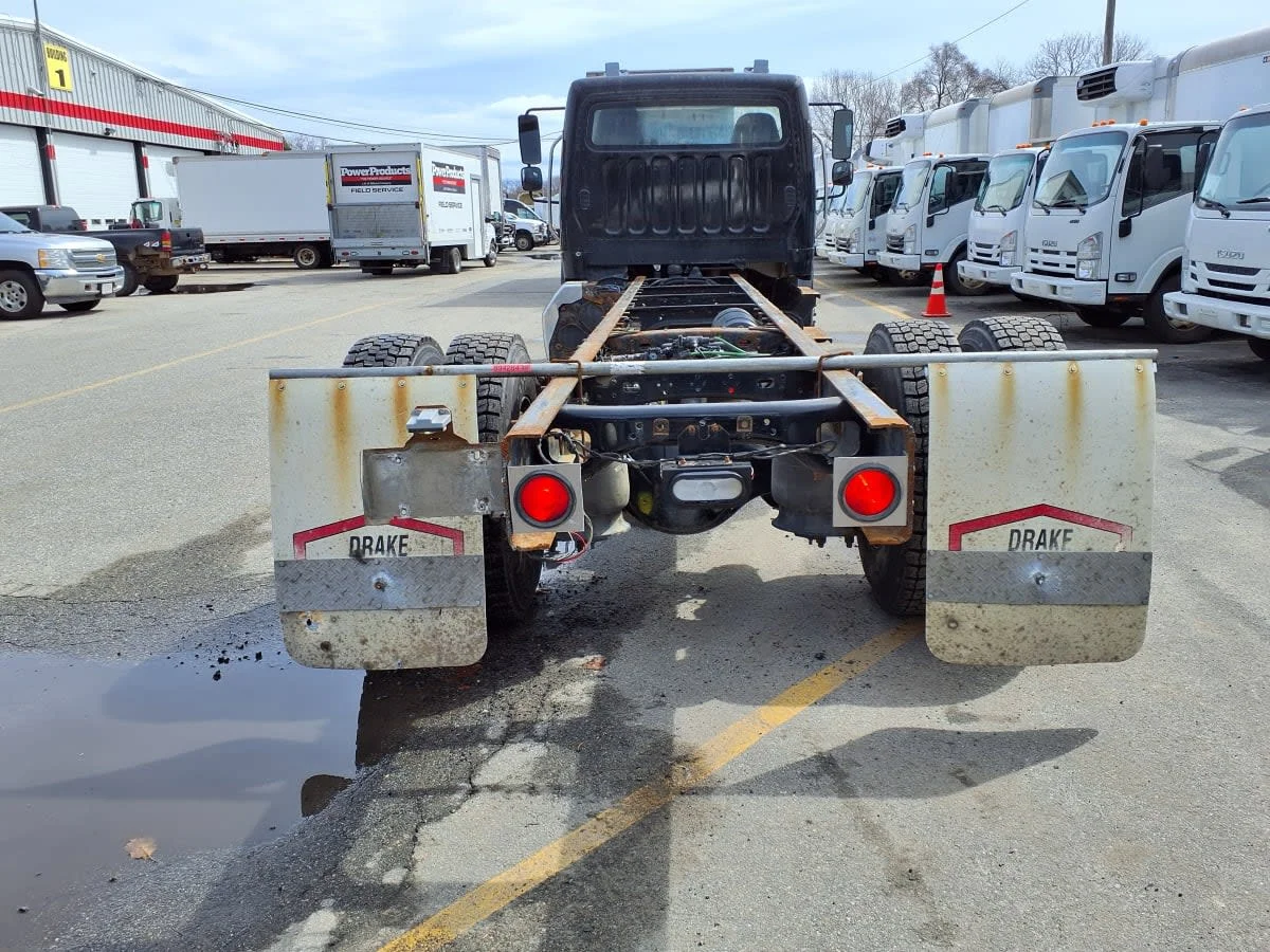 2019 Freightliner M2 106 in Salisbury, MA — photo 5