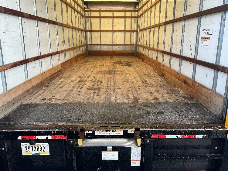 2021 International MV - image 10