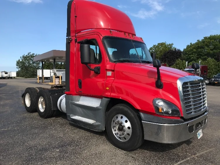 2018 Freightliner Cascadia in Fredonia, NY