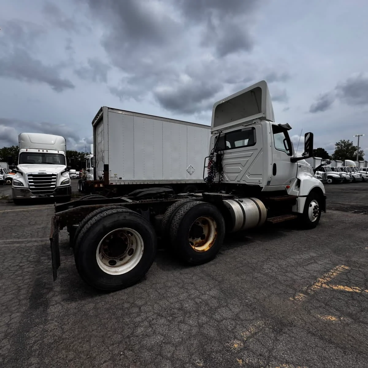 2019 International LT in Syracuse, NY — photo 4