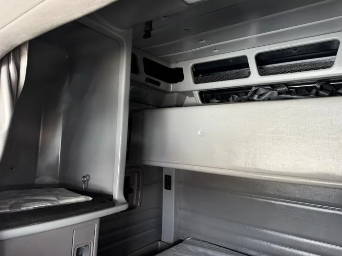 2022 Peterbilt 389 — photo 15