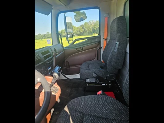 2024 Hino L7 in Mobile, AL — photo 3