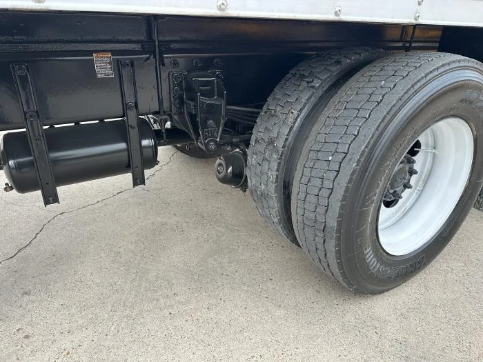 2020 Peterbilt 337 in Houston, TX — photo 25