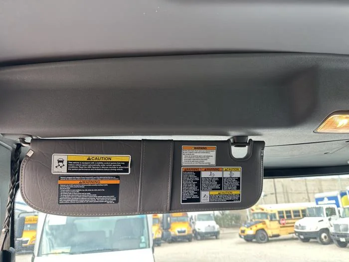 2020 Peterbilt 337 - image 15