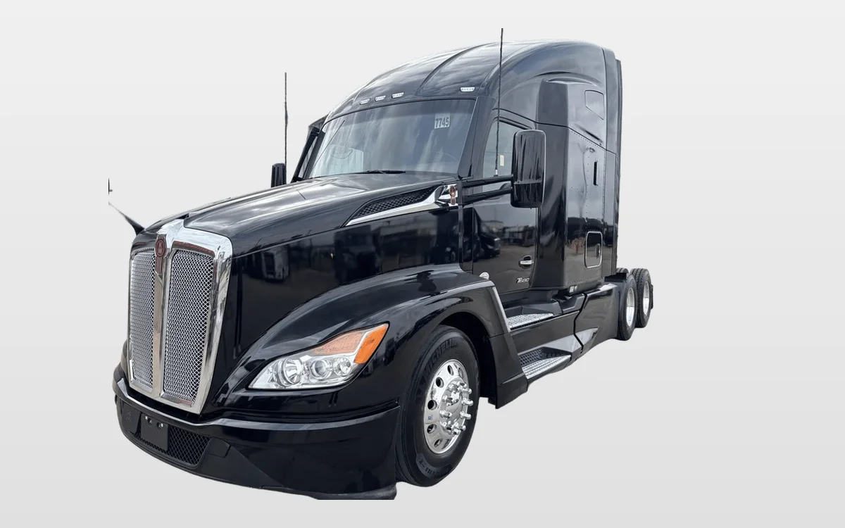 2023 Kenworth T680 - image 1