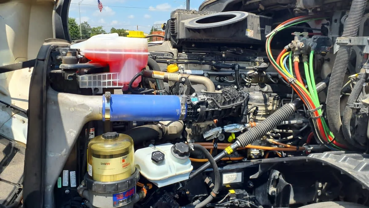 2023 Freightliner Cascadia in Bolingbrook, IL — photo 10