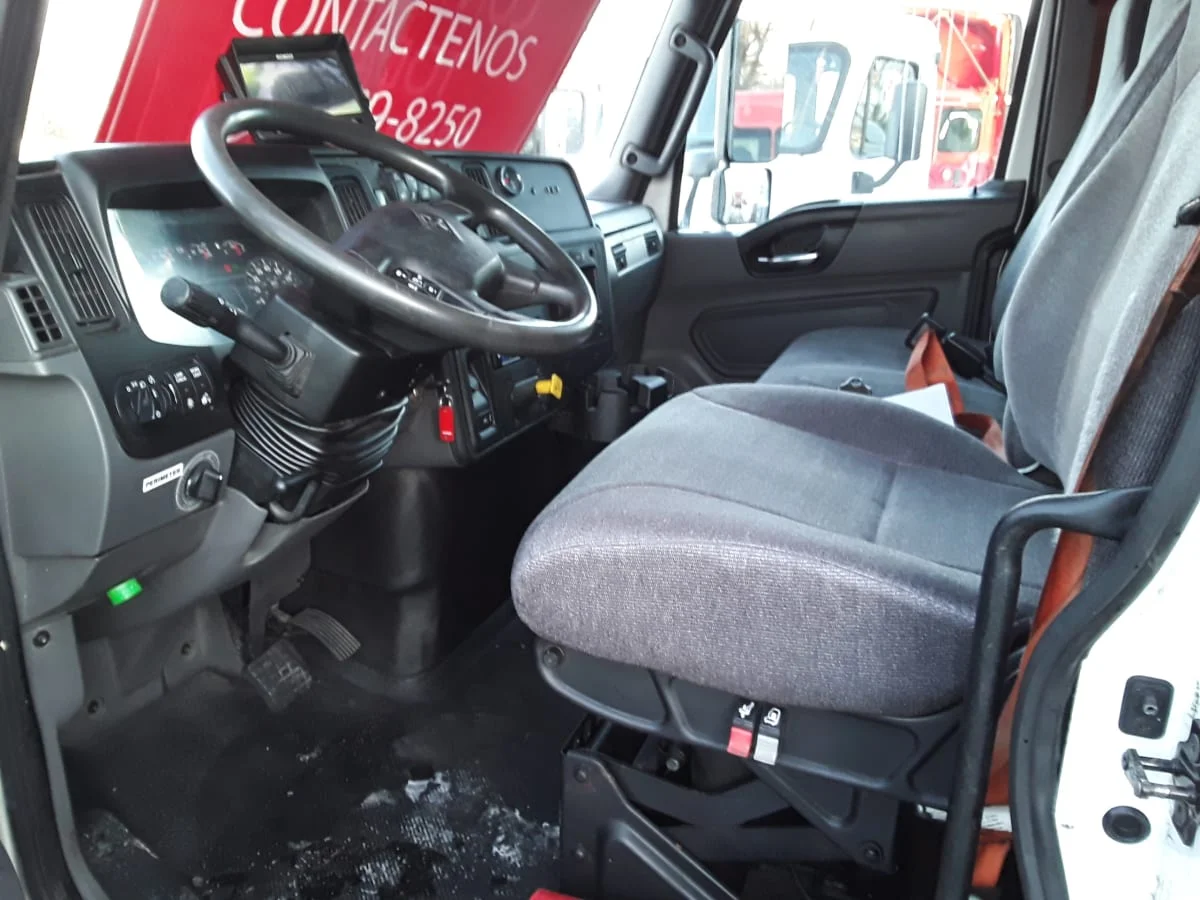 2020 International MV - image 10