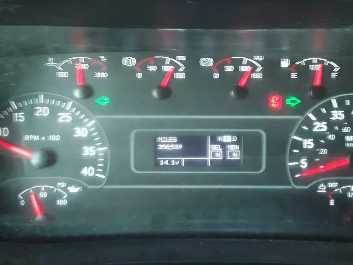 2020 International MV - image 13