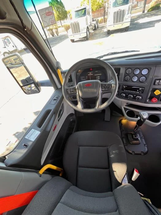 2026 Peterbilt 567 in Albuquerque, NM — photo 17