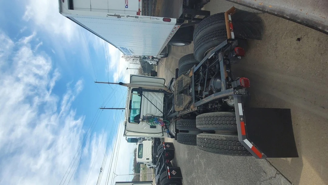 2015 International ProStar - image 4