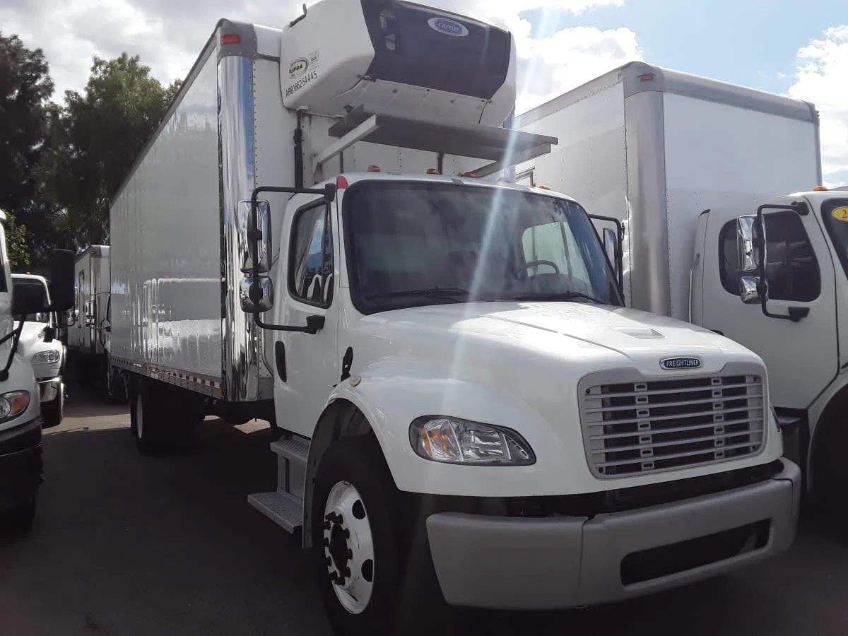 2019 Freightliner M2 106 in Montebello, CA — photo 3