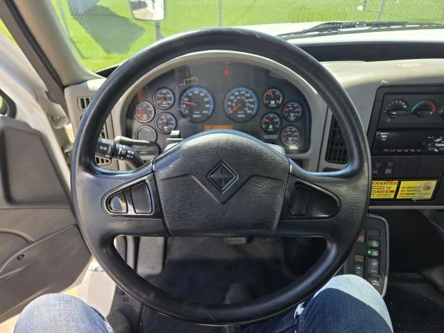 2019 International 4300 - image 12