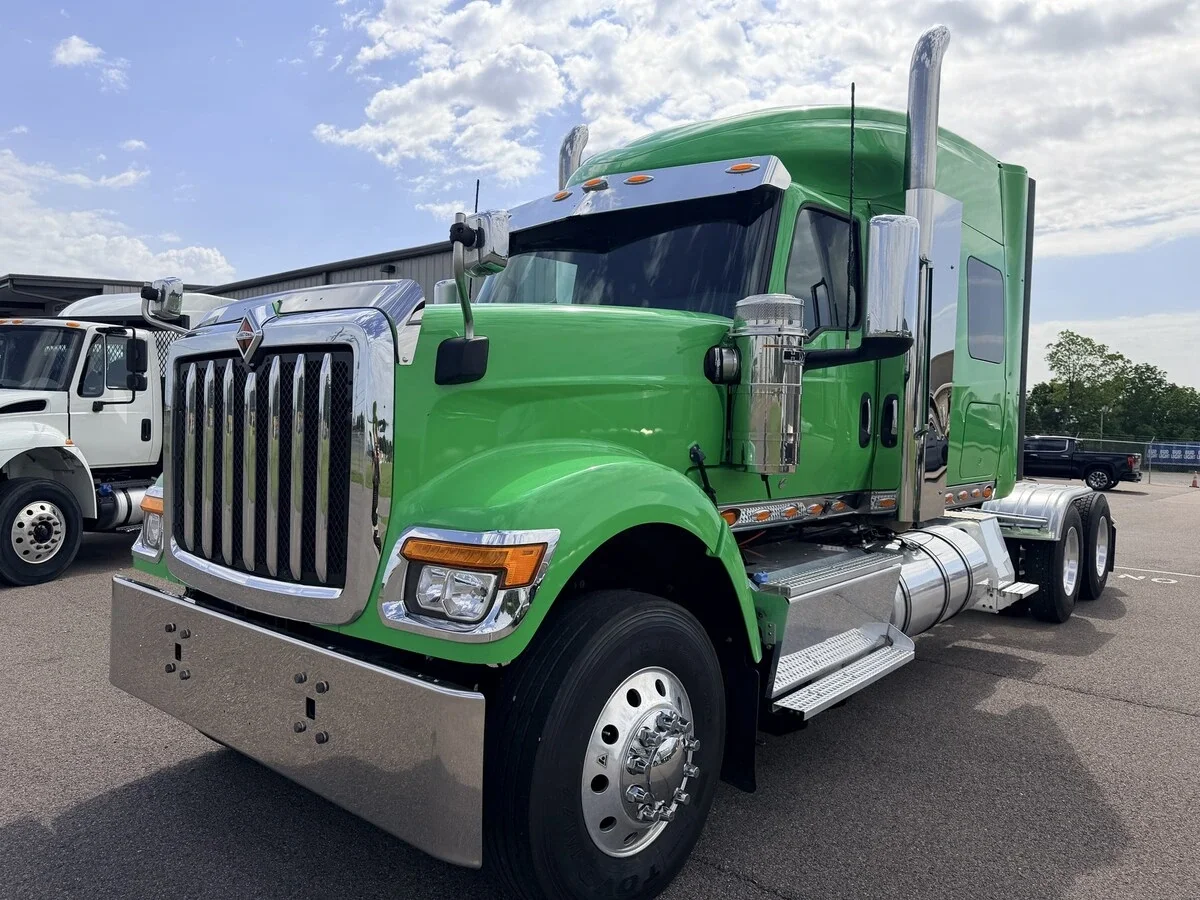 2022 International HX in Union City, TN