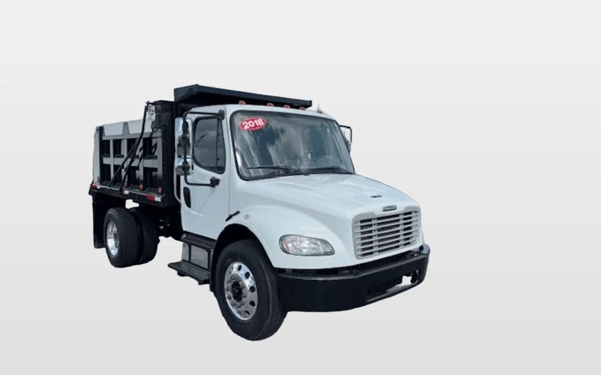 2018 Freightliner M2 106 - image 1