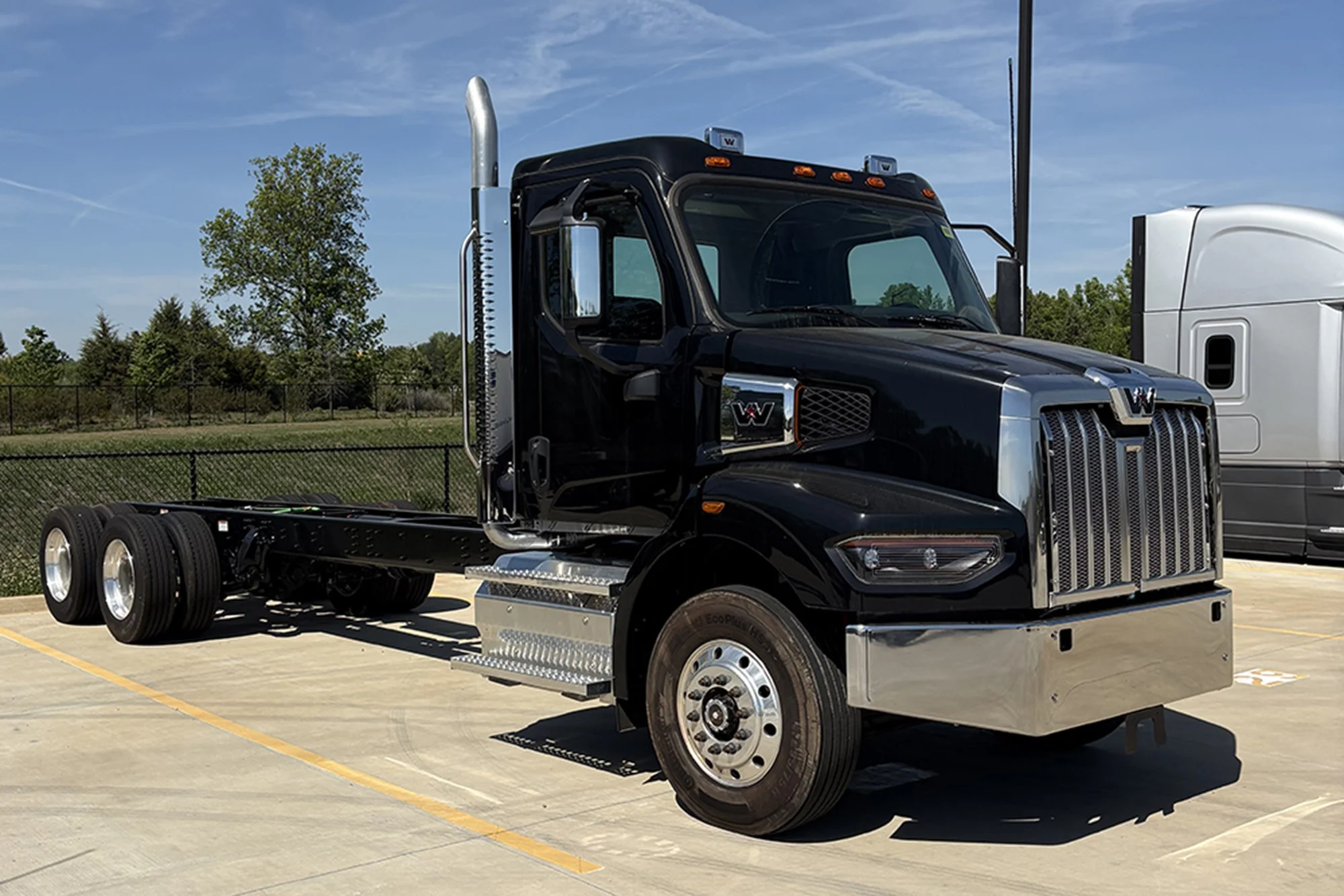 2025 Western Star 47X in Rock Hill, SC — photo 2