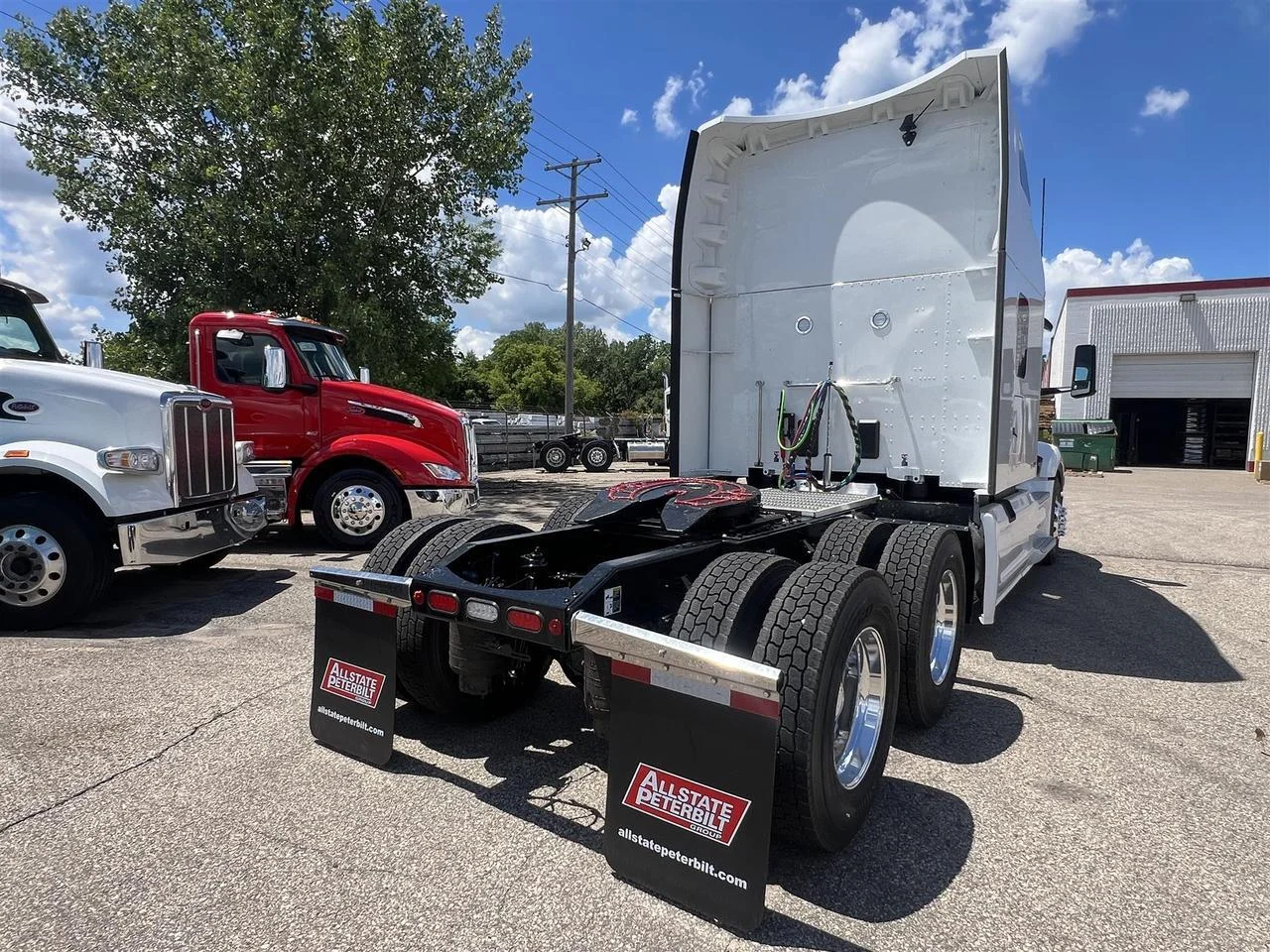 2027 Peterbilt 579 in South St. Paul, MN — photo 4